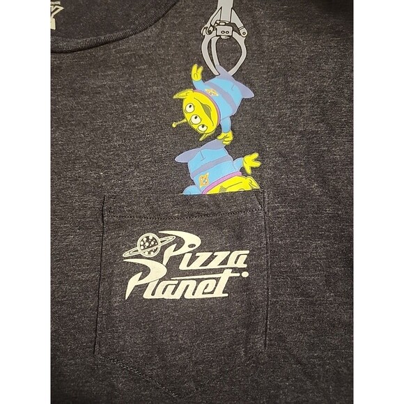 TOY STORY PIZZA PLANET DISNEY PIXAR XL POCKET T-SHIRT - Picture 2 of 3